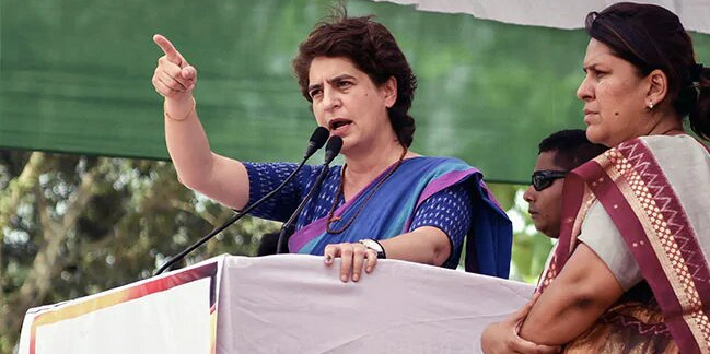 यूपी कांग्रेस ने पार्टी के 11 वरिष्ठ नेताओं को भेजा नोटिस