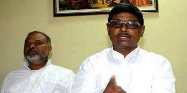 महेश्वर यादव पर होगी कार्रवाई, राजद से निकाले जायेंगे, तेजस्वी यादव से मांंगा था इस्तीफा