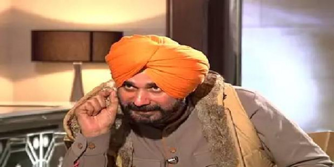 अभी आउट नहीं हुए हैं नवजोत सिंह सिद्धू, उनके पास हैं ये ऑप्शंस!