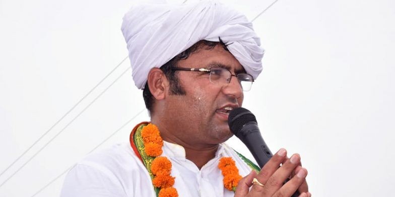 प्रदेश अध्यक्ष के पास पहुंचीं शिकायतें, मतदान के दिन विरोधियों के पंडाल में बैठे थे कांग्रेसी