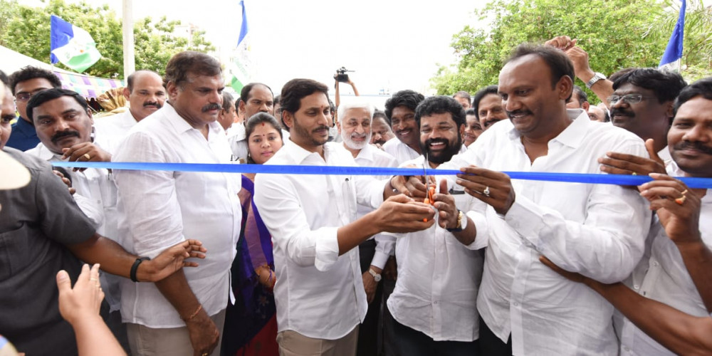 Andhra govt reviewing plans of secretariat and assembly buildings in Amaravati