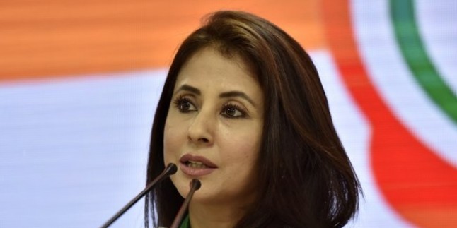 कांग्रेस नेता और एक्ट्रेस उर्मिला मातोंडकर ने कहा- मोदी के अधूरे वादों पर कॉमेडी फिल्म बननी चाहिए