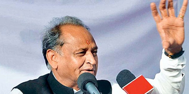 मुख्यमंत्री ने विधवा विवाह के लिए उपहार राशि बढ़ाकर 51 हजार रूपये की