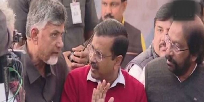 Modi behaves like Pakistan PM to subvert federal structure: Kejriwal