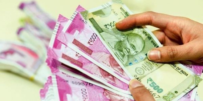 पहले चरण में 38 करोड़पति मैदान में, कई पर संगीन आरोप