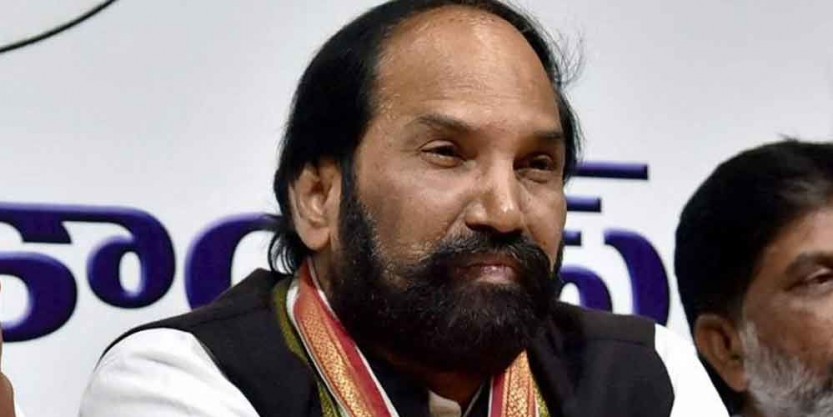 Telangana Congress moves HC against defectors who joined TRS