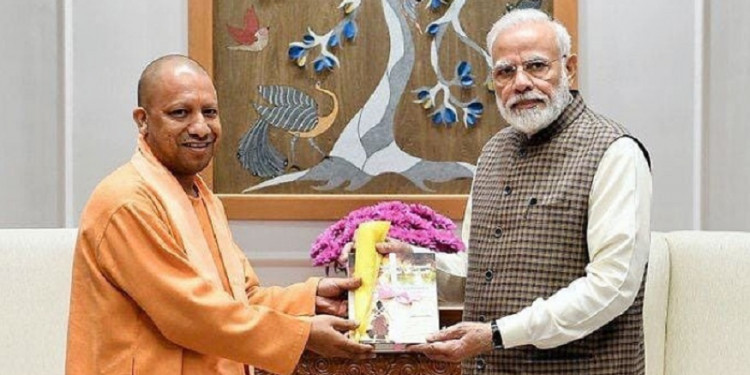 योगी और मोदी की शिष्टाचार मुलाकात