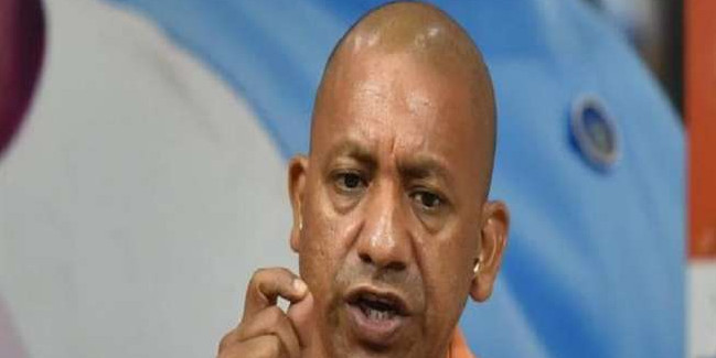 CM योगी आदित्यनाथ की सभी अफसरों को दो टूक : एक ही बात को बार-बार नहीं कहूंगा