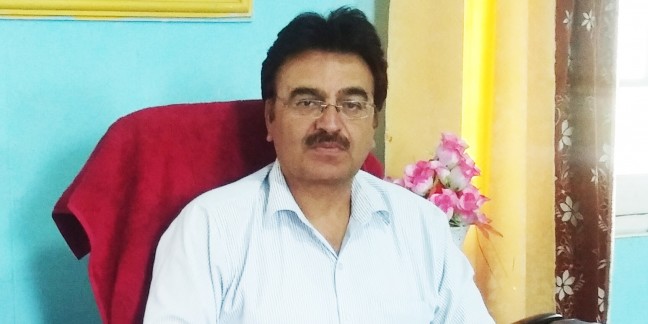 किश्तवाड़ डिग्री कॉलेज के छात्रों का हंगामा, कॉलेज परिसर में तिरंगा फहराने की मांग