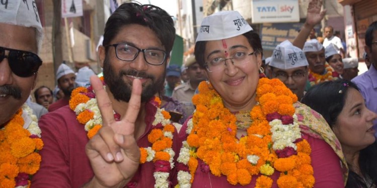 मैं भी गुजरात से हूं, लेकिन झूठ नहीं बोलता - जिग्नेश मेवानी