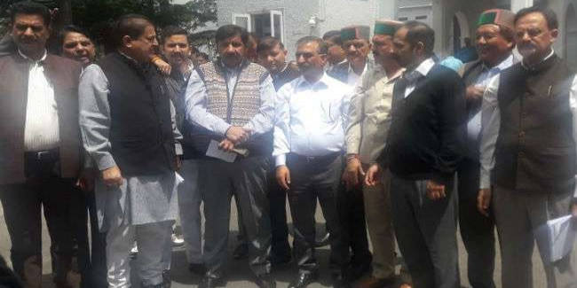 पी चिदंबरम की गिरफ्तारी पर कांग्रेस का हिमाचल विधानसभा में हंगामा, किया वाकआउट