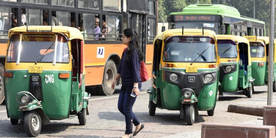 ऑटो यूनियन ने दी चुनाव में आप के बहिष्कार की चेतावनी, किराया न बढ़ने के लिए सरकार जिम्मेदार