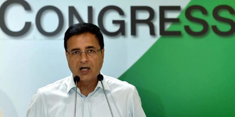 कांग्रेस ने BSNL मुद्दे पर मोदी सरकार को घेरा, बोली- कंपनी डुबोने में लगी सरकार