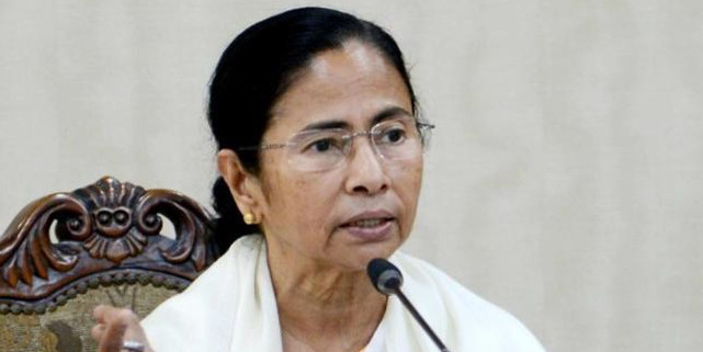 ममता कश्मीर पर इमरान खान की भाषा बोल रहीं