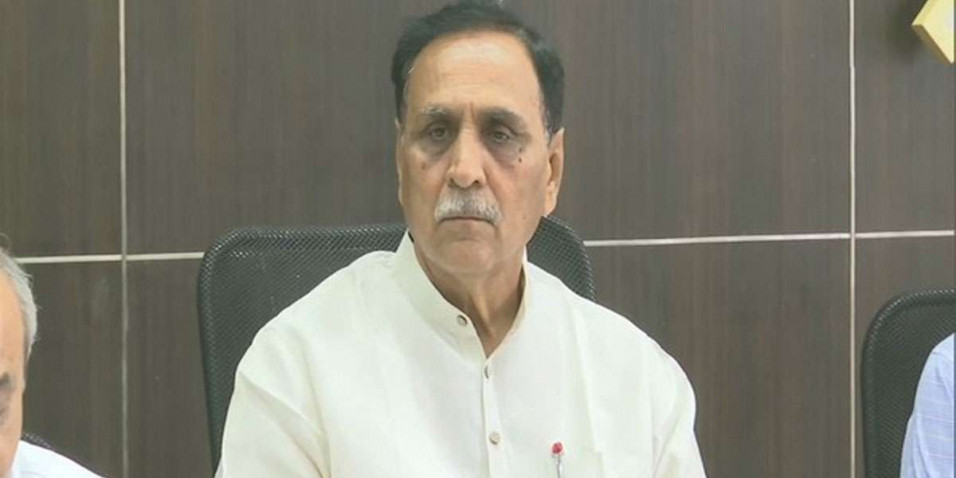 साम्यवाद और पूंजीवाद के समक्ष ही गांधीवाद टिका है : CM विजय रूपाणी
