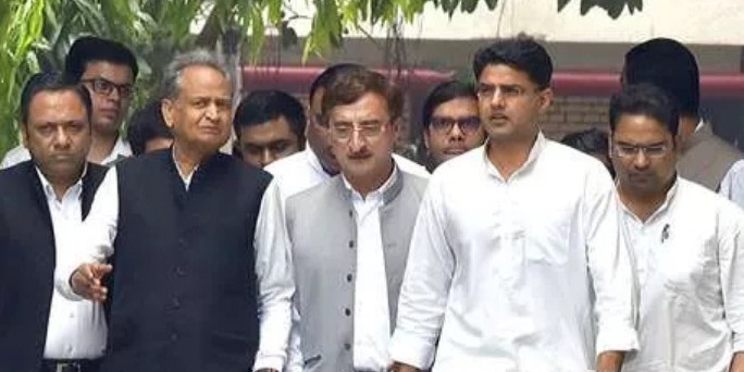 आज जयपुर में सड़क पर उतरेगी कांग्रेस, CM गहलोत, पायलट, मंत्री, विधायक करेंगे पैदल मार्च