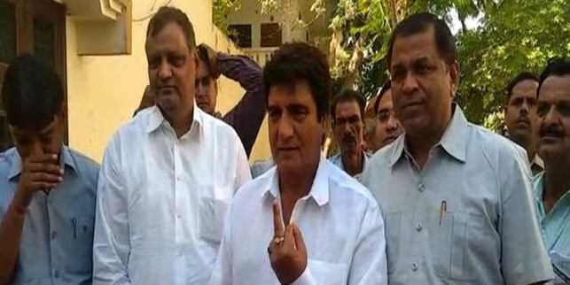 उपचुनाव में मतदान को पहुंचे राज बब्बर ने पीएम की केदारनाथ यात्रा को बताया नाैटंकी
