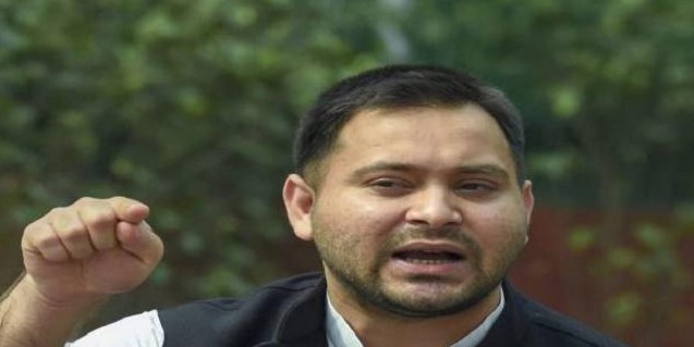 तेजस्वी का बिहारवासियों के नाम खुला पत्र, कहा- साजिशन मेरे पिता को चुनाव प्रचार से दूर किया गया