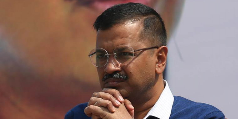 इन 6 लोकलुभावन स्कीमों से दिल्ली का किला बचाने की कोशिश में केजरीवाल