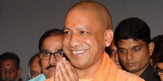 मेरठ में बोले योगी- कांग्रेस, SP-BSP का अली में भरोसा तो हमारा बजरंगबली में