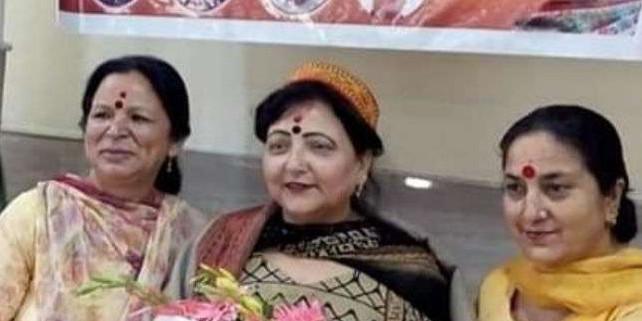 धर्मशाला उपचुनाव: भाजपा महिला मोर्चा ने बनाई रणनीति, सरवीण ने दिया कार्यकर्ताओं को खास उदाहरण
