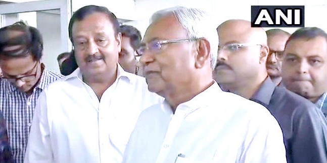 NDA के डिनर में शामिल होने से पहले अनुच्छेद 370, यूनिफॉर्म सिविल कोड और अयोध्या विवाद पर बोले नीतीश