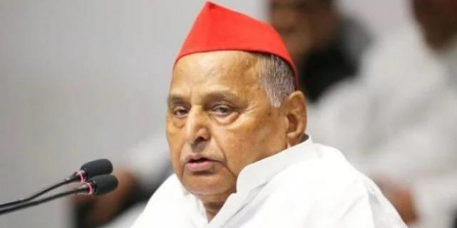उत्तर प्रदेश पूर्व मुख्यमंत्री मुलायम सिंह यादव की तबीयत बिगड़ी, पीजीआई में भर्ती
