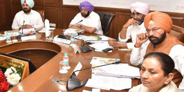 कैबिनेट बैठक में कई अहम फैसले, SC आयोग चेयपर्सन की आयु सीमा में दो वर्ष की वृद्धि