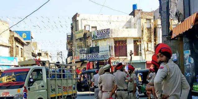 Ayodhya Verdict: फैसला आने के बाद सुरक्षा कड़ी, चौक-चौराहों पर पुलिस बल तैनात