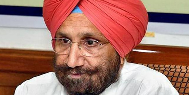 Centre should bear service charges, says Randhawa