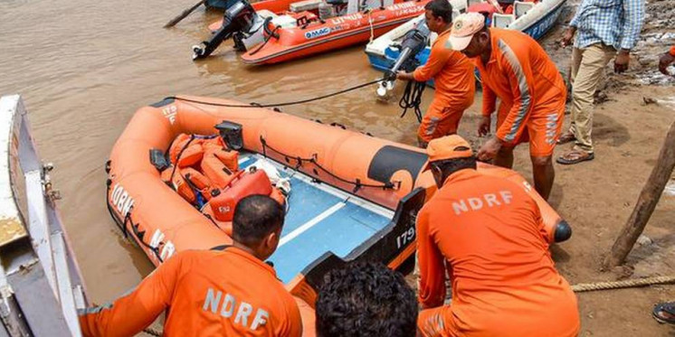 Godavari boat tragedy: 10 more dead bodies are found