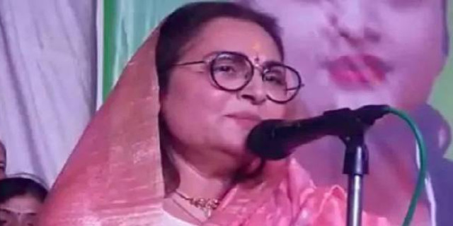 रामपुर में जयाप्रदा ने गाया 'मेरी जंग' फिल्म का गीत, निकाले जा रहे सियासी मायने