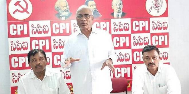 CPI secretary charges KCR with undemocratic practices