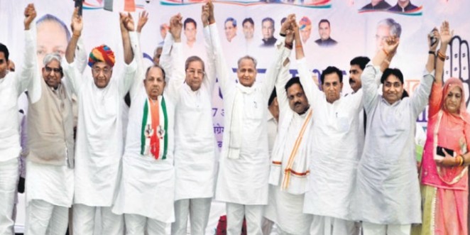 मोदी से लोकतंत्र को खतरा, राहुल सबको साथ लेकर चलेंगे : गहलोत