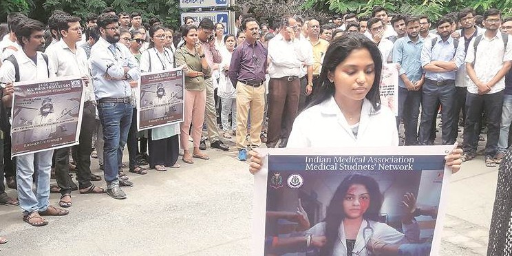 Gujarat doctors protest against attack on colleagues in Bengal