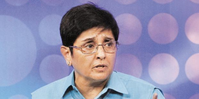 पुडुचेरी की उप राज्यपाल किरण बेदी ने किए बांकेबिहारी के दर्शन, देश की समृद्धि को प्रार्थना