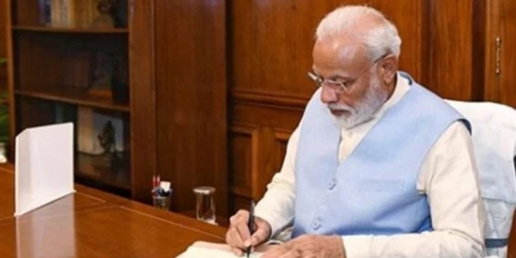 वेदांता के चेयरमैन ने पीएम मोदी से कहा, उद्योग-धंधे चलाना सरकार का काम नहीं