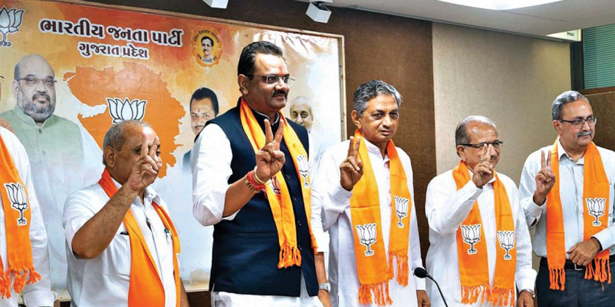 Gujarat: Congress turncoats to help BJP fight public anger