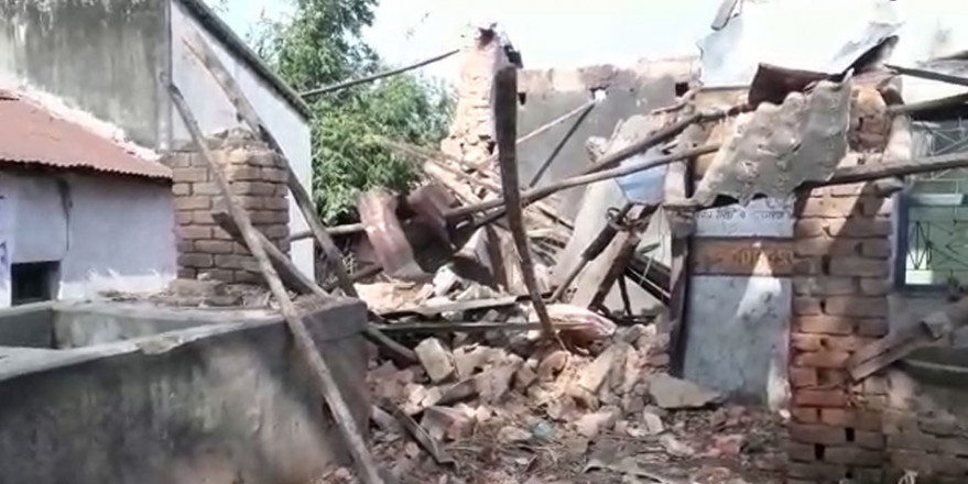 पश्चिम बंगाल में एक और टीएमसी नेता के घर में हुआ धमाका, गांव वालों ने लगाए गंभीर आरोप