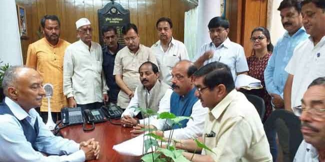 भाजपा विधायक की महापुरुषों पर टिप्पणी पर कांग्रेस ने खोला मोर्चा, भाजपा का पलटवार
