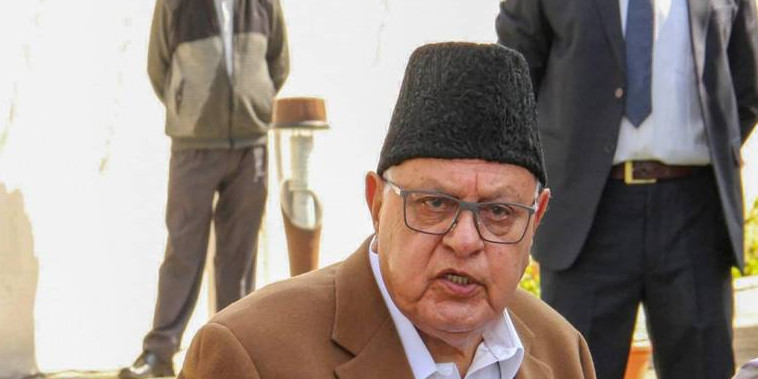 धारा 35ए और 370 हमारी नींव, इन्हें नहीं हटाना चाहिए : फारूक अब्दुल्ला