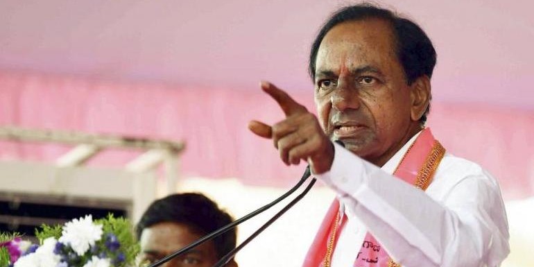 केसीआर के 'मिशन कांग्रेस' को भांप नहीं पाई पार्टी, औवैसी की पार्टी को बड़ा फायदा