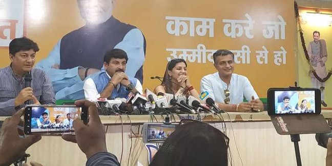 सपना ने पहली ही प्रेसवार्ता में दिल्ली के सीएम को निशाने पर लिया, कहा- मुझे केजरीवाल पसंद नहीं