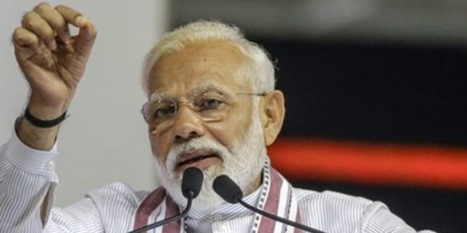 मोदी का तंज- कांग्रेस कह रही मसूद अजहर को चुनाव के वक्त ही वैश्विक आतंकी घोषित क्यों किया गया