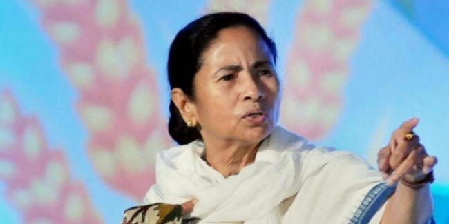 ममता को मंजूर नहीं EVM, बोलीं-EVM से आया नतीजा लोगों का जनादेश नहीं