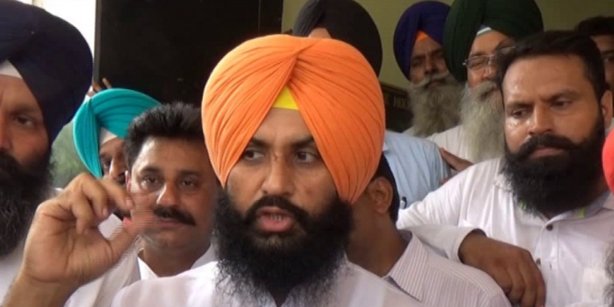 Bains, Gurdaspur DC exchange hot words, video viral