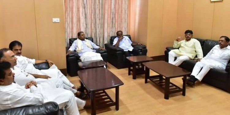In Bengaluru, Congress leaders closeted with Kumaraswamy to ensure stability of government