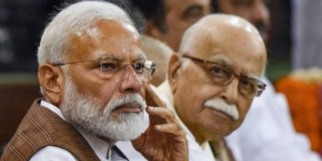धारा 370 हटाने पर आडवाणी ने मोदी-शाह को दी बधाई, कहा- जनसंघ का संकल्प पूरा