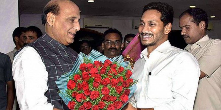 Rajnath, Jagan review naval projects