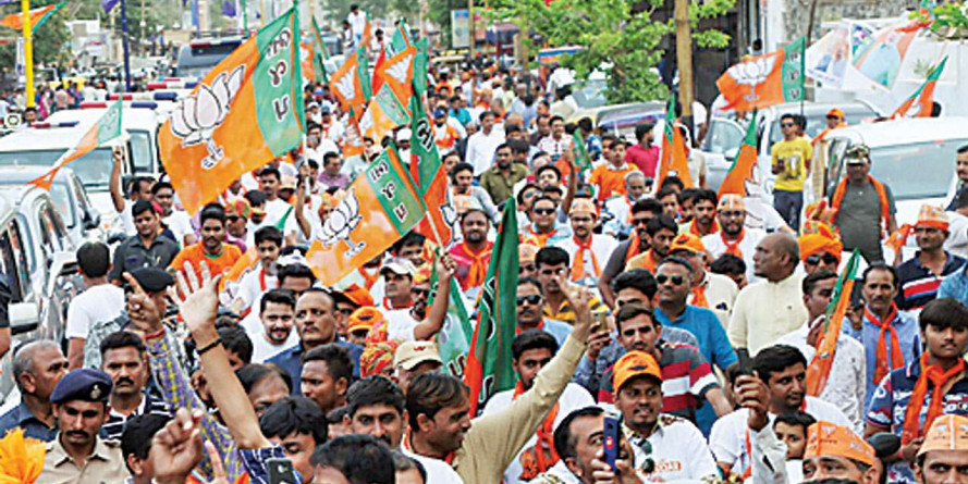 Rs 15 for vada pav, Rs 15,000 for chariot: Election Commission fixes spend on nominee rallies